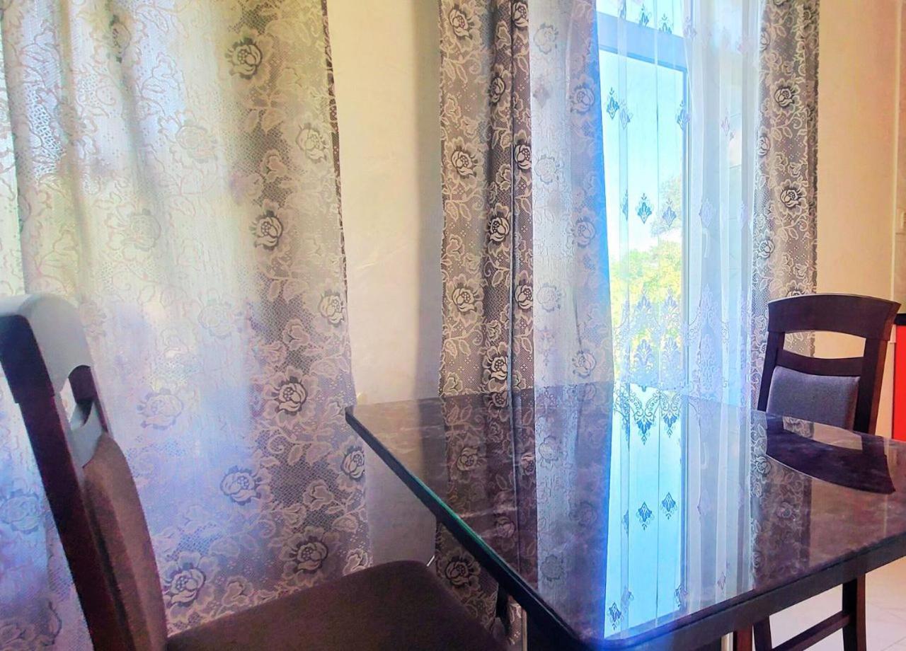 Апартаменти В Будиночку Біля Софіївського Парка Umanʼ Exterior foto